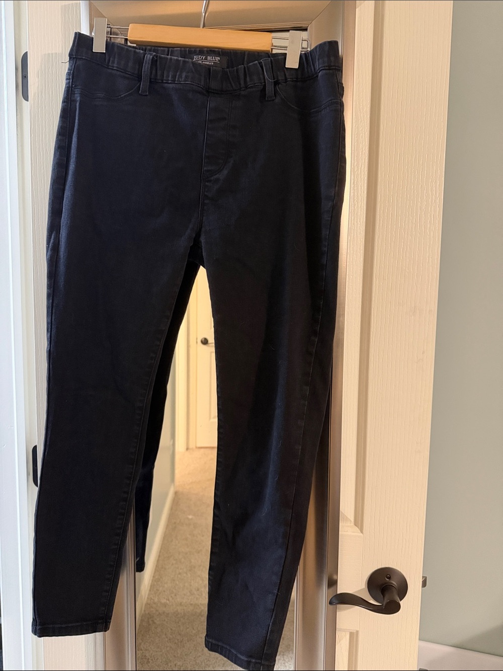 Judy Blue black denim skinny leg jeans